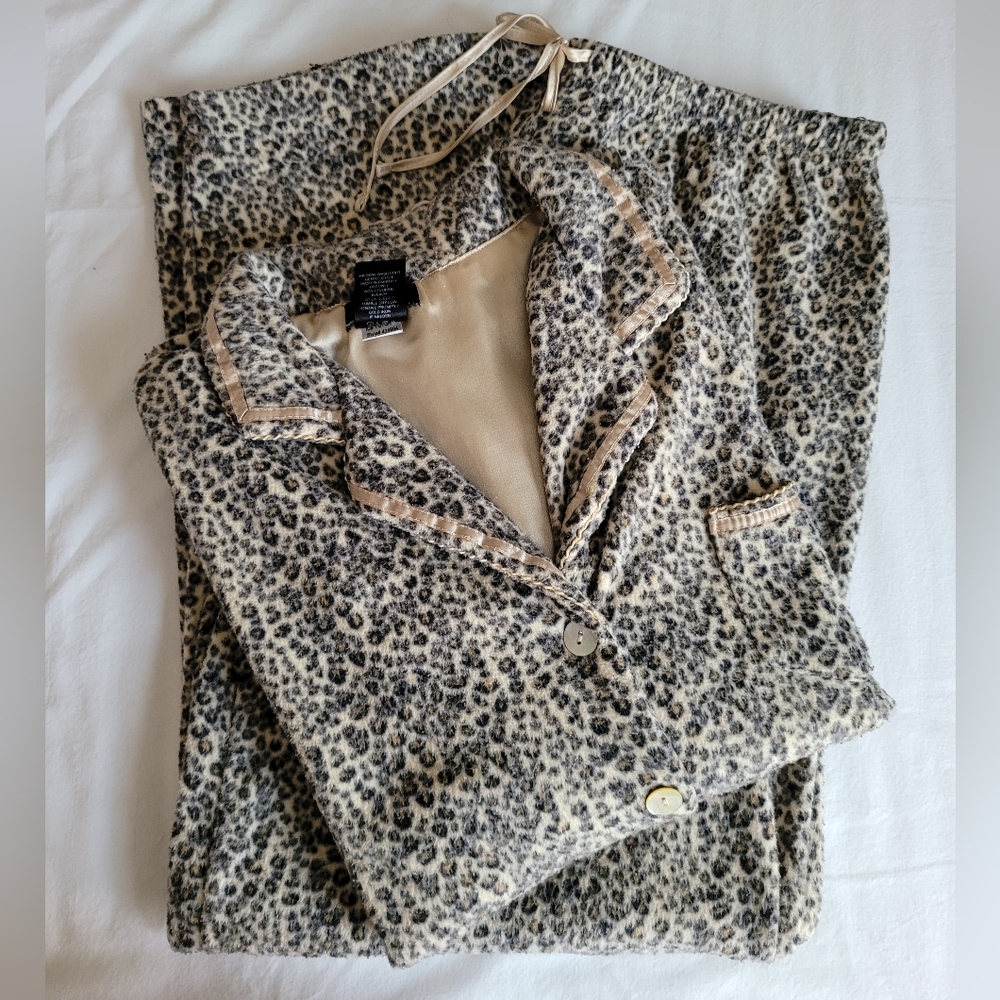 Aria Leopard Print Pajama Loungewear Set, Sz M, EUC